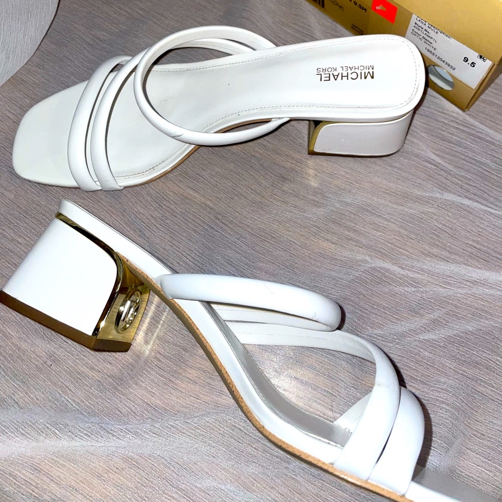 Micheal Kors 9.5 sandal with gold trim heal